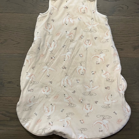 Baby girl sleep sack 6-18M EUC retail $98 - Picture 4 of 5